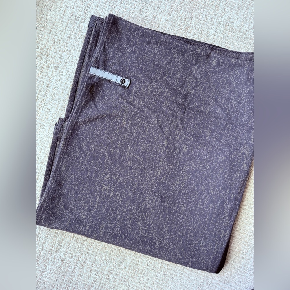 Lululemon Vinyasa Scarf Black Marl - Picture 2 of 4